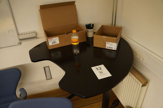 Højdejusterbart bord på hjul