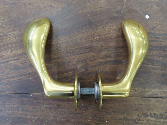 Dørhåndtag - ARNE JACOBSEN AJ 111 - Messing