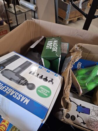 4 paller blandende handelsvarer