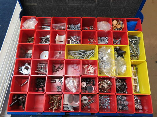 4 stk. Sortimentskasser SORTIMO med indhold