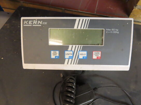 Vægt KERN