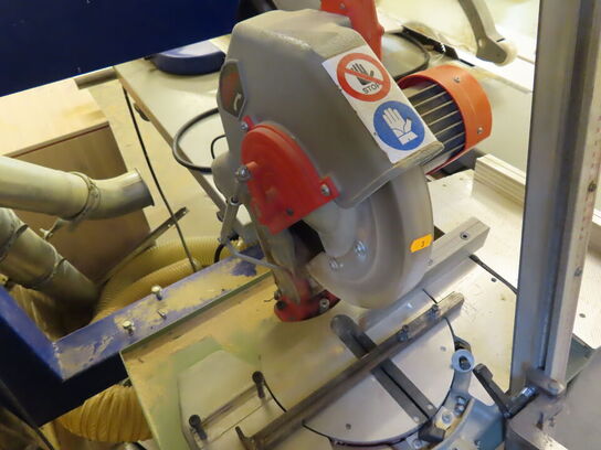 Kapsav THUKA OMGAGI med støvopsamler