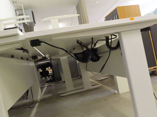 El hæve/sænke skrivebord