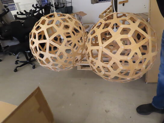 2 stk. Pendler i bambus DAVID TRUBRIDGE Coral