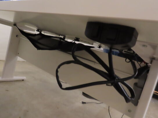 El hæve/sænke skrivebord