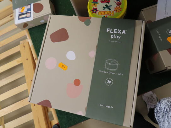 Trælegetøj FLEXA (vogn medfølger ikke)