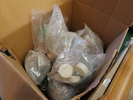 Reservedele fra FLEXA (alt på bordet)