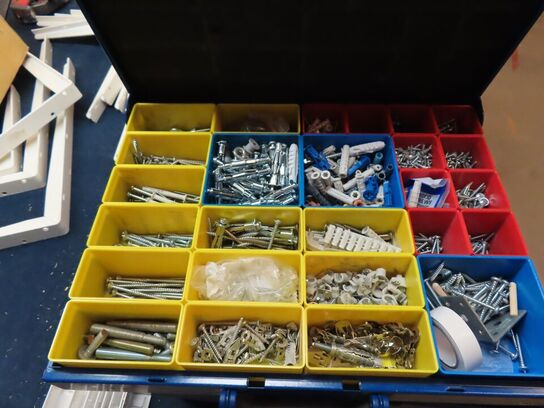 4 stk. Sortimentskasser SORTIMO med indhold