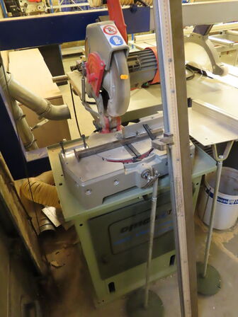 Kapsav THUKA OMGAGI med støvopsamler