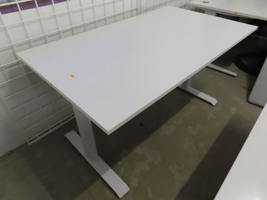 El hæve/sænke skrivebord