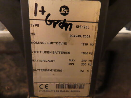 Elstabler med lader (defekt batteri) BT SPE125L