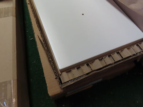 Reservedele fra FLEXA (alt på bordet)