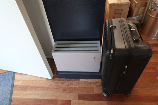 Display samt kuffert