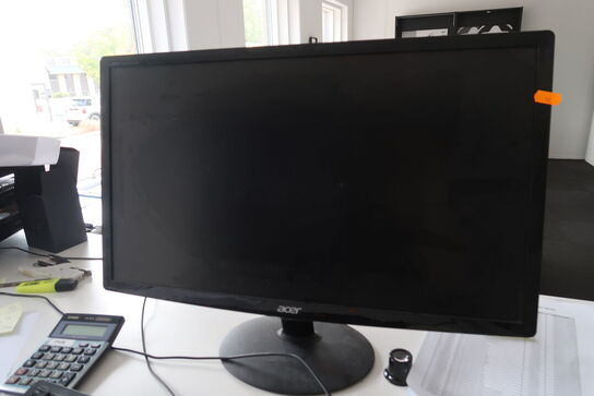 Computerskærm, dockingstation samt tastatur