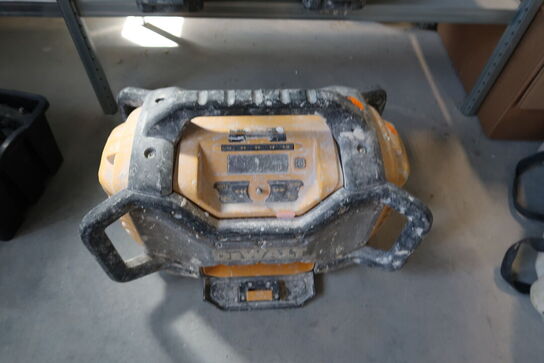Arbejdsradio DEWALT DCR027-QW