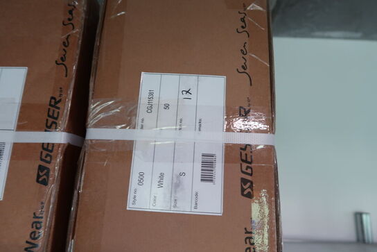 2 stk. kasser med arbejdshandsker GEJSER