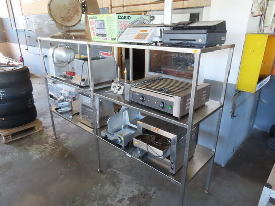 Reol med 3 hylder (uden indhold)