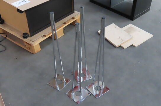6 stk. Kommoder + bord
