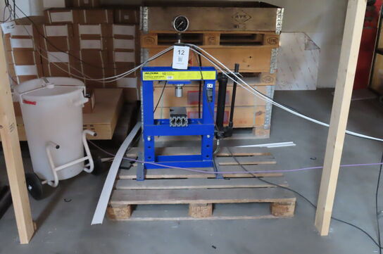 Hydraulisk pressemaskine BILTEMA