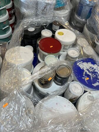 9 pll. maling. Udtaget fra biler. Kan være både uåbnet og åbnet.