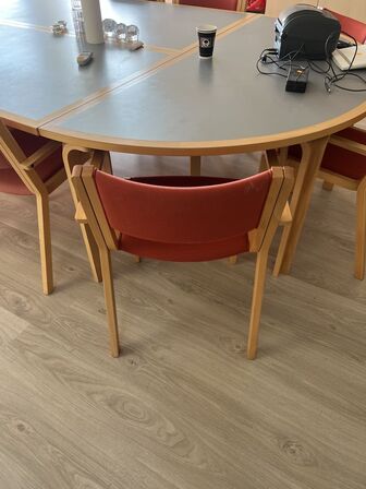 Kantinebord inkl. 12 stk stole