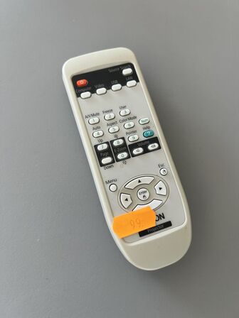 Projektor EPSON EB-96W inkl. PROJECTA ellærred og højttalere