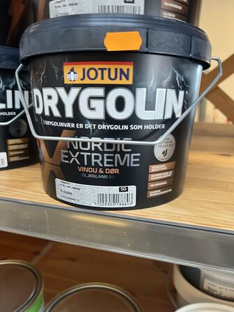 Parti JOTUN & GJØCO i forsk. baser m.v. (se billeder)