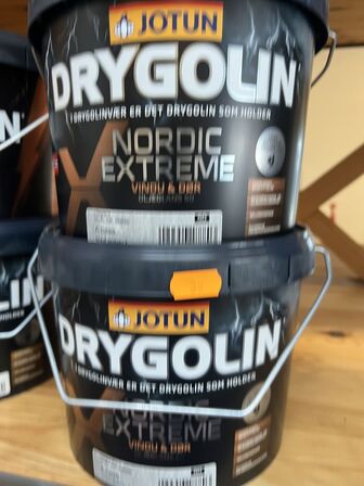 Parti JOTUN & GJØCO i forsk. baser m.v. (se billeder)