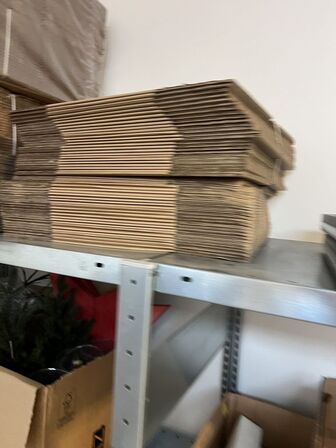 Reol META 3 fag inkl. indhold