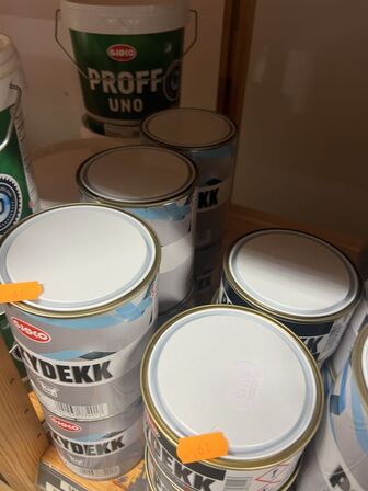 Parti GJØCO i forsk. baser m.v. (se billeder)