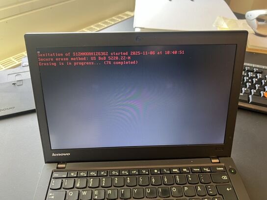 Bærbar PC LENOVO X250 inkl. skærm, tastatur og dock