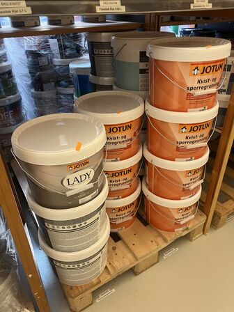 Parti JOTUN i forsk. baser m.v. (se billeder)