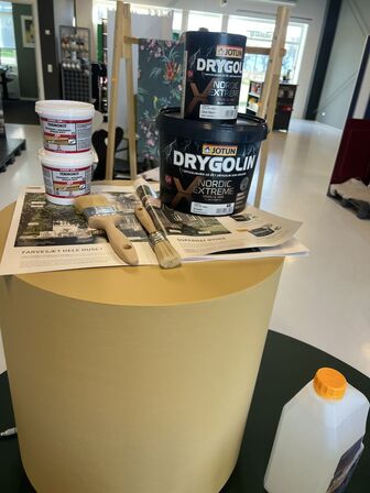 Salgsdisplay rundt Ø120 cm H72 cm