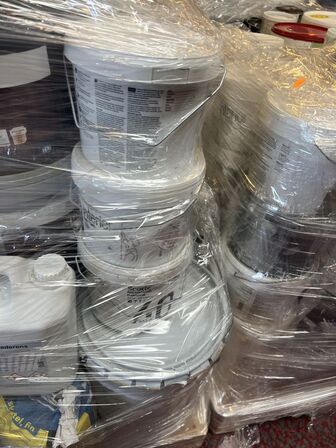 9 pll. maling. Udtaget fra biler. Kan være både uåbnet og åbnet.