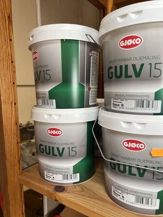 Parti JOTUN & GJØCO i forsk. baser m.v. (se billeder)