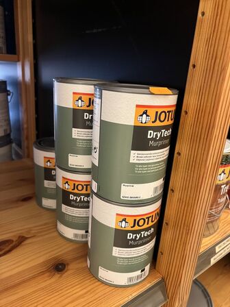 Parti JOTUN i forsk. baser m.v. (se billeder)