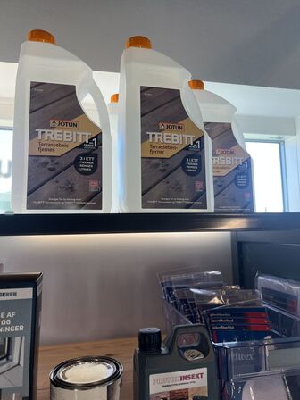 Salgsreol inkl. indhold - JOTUN m.v.