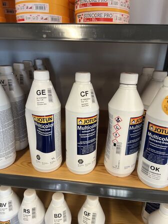 Salgsreol inkl. indhold - JOTUN m.v.