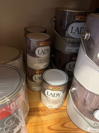 Parti GJØCO, JOTUN & BENGALACK i forsk. baser m.v. (se billeder)