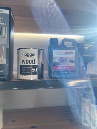 Salgsreol inkl. indhold - JOTUN m.v.