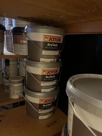 Parti JOTUN i forsk. baser m.v. (se billeder)