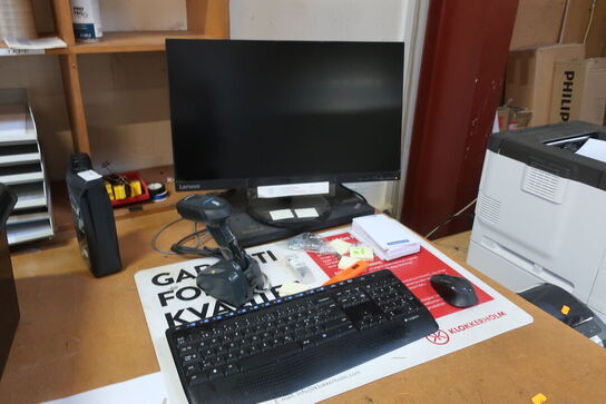 Pakkebord med indhold (læs beskrivelse)