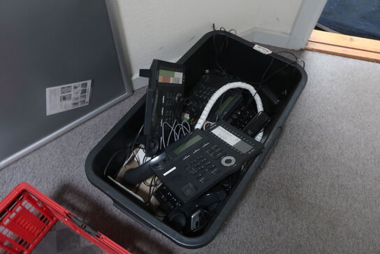 Indhold i rum (Læs beskrivelse)