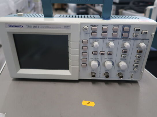 Two Channel Digital Storage Oscilloscope TEKTRONIX TDS 1012