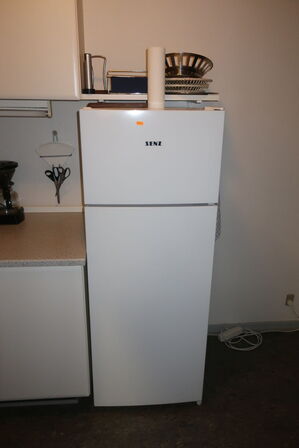 Køle/fryseskab SENZ CT1441W1N