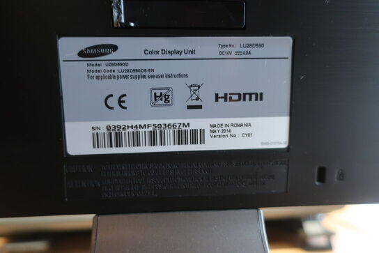 Computerskærm SAMSUNG U28D590D med computer LENOVO, tastatur m.m.