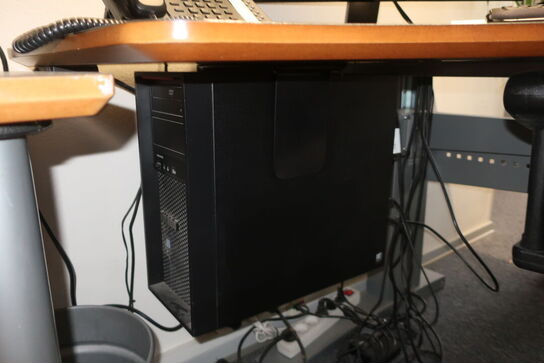 Computer LENOVO Thinkstation 