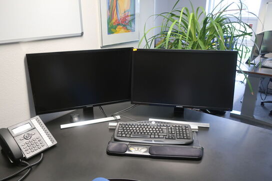 2 stk. computerskærme SAMSUNG U28E590D, tastatur, rollermouse Pro