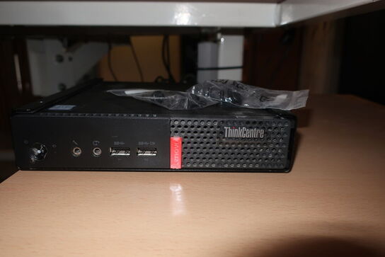 Computerskærm PHILIPS, tastatur, barmouse, computer LENOVO
