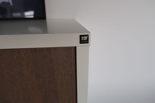 2 stk. skabe HOLMRIIS 